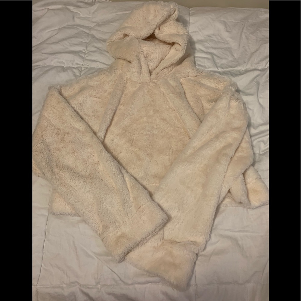 Fluffy, White Cropped Sweater